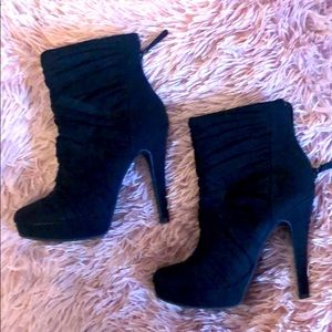 Ankle boots